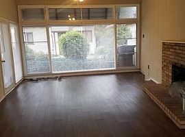 2 Beds 1 Bath in Alhambra, CA (Photo 2 of 3)