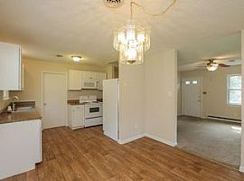 506 Pullbrooke Dr Richmond Va 23236 3 Beds 1 Bath 1,050 Sqft in Richmond, VA (Photo 7 of 9)