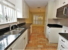 5114 Birchmont Dr, Houston, Tx 77091 3 Beds 2 Baths 1,583 Sqft in Houston, TX (Photo 2 of 11)