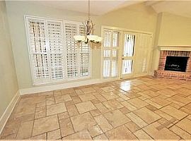 5114 Birchmont Dr, Houston, Tx 77091 3 Beds 2 Baths 1,583 Sqft in Houston, TX (Photo 5 of 11)