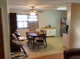 8 Bayberry Dr # B, Latham, Ny 12110 2 Beds 1 Bath 900 Sqft in Latham, NY (Photo 2 of 8)