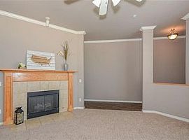 913 Eagle Cliff Dr, Norman, Ok 73072 4 Beds 2 Baths 1,632 Sqft in Norman, OK (Photo 7 of 12)