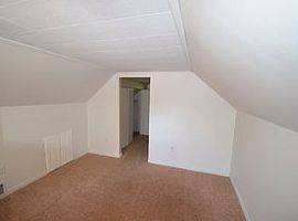 4230 Diamond Dr, Eagan, Mn 55122 2 Beds 1.5 Baths 1,770 Sqft in Eagan, MN (Photo 8 of 9)