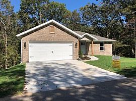 20 Tennyson Ln, Bella Vista, Ar 72714 5 Beds 3 Baths 2,600 Sqft in Bella Vista, AR