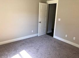 20 Tennyson Ln, Bella Vista, Ar 72714 5 Beds 3 Baths 2,600 Sqft in Bella Vista, AR (Photo 2 of 11)