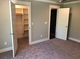 20 Tennyson Ln, Bella Vista, Ar 72714 5 Beds 3 Baths 2,600 Sqft in Bella Vista, AR (Photo 6 of 11)