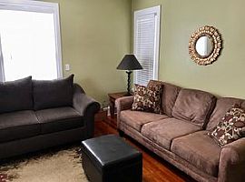 812 Sw Fillmore St Apt B, Topeka, Ks 66606 1 Bed 1 Bath 800 Sqf in Topeka, KS (Photo 3 of 8)