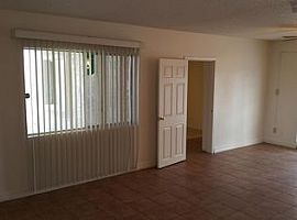 12207 N 36th St, Phoenix, Az 85032 5 Beds 3 Baths 1,816 Sqft in Phoenix, AZ (Photo 2 of 12)