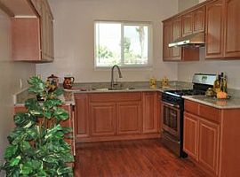  584 Cypress Ave, Sunnyvale, Ca 94085  in Sunnyvale, CA (Photo 6 of 8)