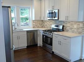 2020 N 73rd Ct, Elmwood Park, Il in Elmwood Park, IL (Photo 6 of 9)