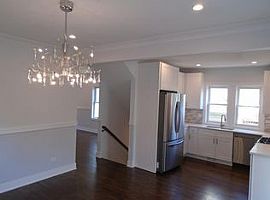 2020 N 73rd Ct, Elmwood Park, Il in Elmwood Park, IL (Photo 8 of 9)