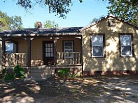 406 S 1st St, Pensacola, Fl 32507 3 Beds 1.5 Baths 1,428 Sqft in Pensacola, FL (Photo 5 of 11)