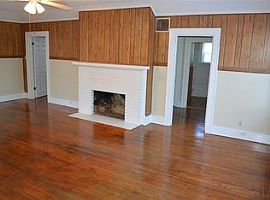 406 S 1st St, Pensacola, Fl 32507 3 Beds 1.5 Baths 1,428 Sqft in Pensacola, FL (Photo 6 of 11)