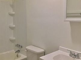 3bedroom and 1bath in Greenville, SC (Photo 7 of 7)