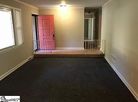 5bedroom 3bath in Taylors, SC (Photo 3 of 9)