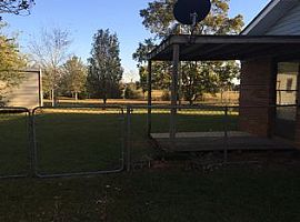 209 Pineridge Rd, Taylor, Al 36301 in Taylor, AL (Photo 11 of 12)