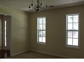 520 George Coggin Rd, Newnan, Ga 30265 3 Beds 2 Baths 2,062 Sqf in Newnan, GA (Photo 2 of 8)