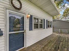 812 Morton St, Batavia, Il 60510 3 Beds 2 Baths -- Sqft in Batavia, IL (Photo 8 of 12)