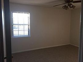 209 Pineridge Rd, Taylor, Al 36301 3 Beds 2 Baths 1,290 Sqft in Taylor, AL (Photo 7 of 10)