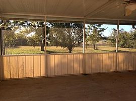 209 Pineridge Rd, Taylor, Al 36301 3 Beds 2 Baths 1,290 Sqft in Taylor, AL (Photo 8 of 10)