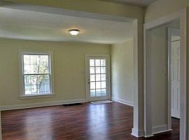 2411 2nd Ave Se, Cedar Rapids, Ia 52403 4 Beds 2 Baths 2,180 Sq in Cedar Rapids, IA (Photo 5 of 9)