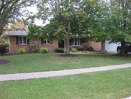 108 Julianne Dr, Manhattan, Il 60442 5 Beds 3 Baths 1,740 Sqft in Manhattan, IL