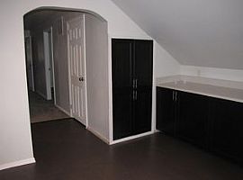 24 S Davis Avenue # Fl 2nd, Audubon, Nj 08106 2 Beds 1 Bath 700 in Audubon, NJ (Photo 3 of 7)