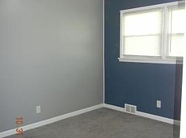 55 E Chestnut Ave, Bellmawr, Nj 08031 3 Beds 1 Bath 1,385 Sqft in Bellmawr, NJ (Photo 8 of 9)