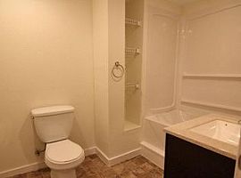 2411 2nd Ave Se, Cedar Rapids, Ia 52403 4 Beds 2 Baths 2,180 Sq in Cedar Rapids, IA (Photo 1 of 12)