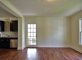 2411 2nd Ave Se, Cedar Rapids, Ia 52403 4 Beds 2 Baths 2,180 Sq in Cedar Rapids, IA (Photo 6 of 12)