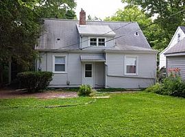 2411 2nd Ave Se, Cedar Rapids, Ia 52403 4 Beds 2 Baths 2,180 Sq in Cedar Rapids, IA (Photo 7 of 12)