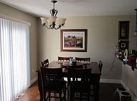 4642 S Dwight Dr, Manhattan, Ks 66502 3 Beds 2 Baths 2,938 Sqft in Manhattan, KS (Photo 8 of 8)