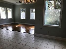  2517 Acorn Hill Ave, Beaufort, Sc 29902 3 Beds 2 Baths 1,700 S in Beaufort, SC (Photo 2 of 4)