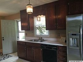 1106 Humes Ave Ne, Huntsville, Al 35801 in Huntsville, AL (Photo 4 of 5)