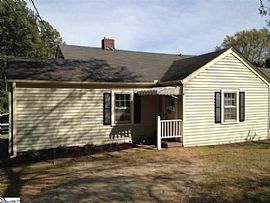 107 S Beverly Ln, Greer, Sc 29650 3 Beds 1 Bath 864 Sqft in Greer, SC