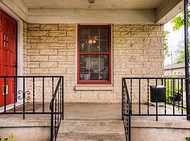 5303 Aurora Dr # A, Austin, Tx 78756 3 Beds 2 Baths 1,300 Sqft in Austin, TX (Photo 2 of 11)