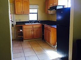 E 2nd Ave Truth Or Consequences, Nm 87901 2 Beds 1 Bath 700 Sqf in Truth or Consequences, NM (Photo 8 of 10)