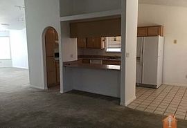 4404 Atlantic St, Farmington, Nm 87402 3 Beds 2 Baths 1,686 Sqf in Farmington, NM (Photo 4 of 11)