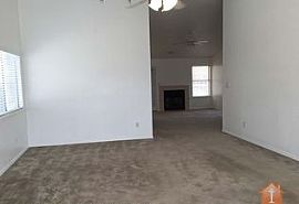 4404 Atlantic St, Farmington, Nm 87402 3 Beds 2 Baths 1,686 Sqf in Farmington, NM (Photo 6 of 11)