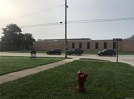 5027 Lincoln Blvd, Dearborn Heights, Mi 48125 3 Beds 1 Bath 1,0 in Dearborn Heights, MI (Photo 6 of 10)