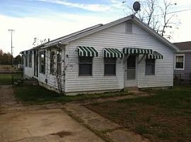 206 2nd St, Colonial Beach, Va 22443 3 Beds 1.5 Baths 1,248 Sqf in Colonial Beach, VA