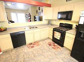 1410 N 125 E, Layton, Ut 84041 4 Beds 3 Baths 3,034 Sqft in Layton, UT (Photo 6 of 12)