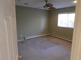 6621 Baby Bear Dr, Anchorage, Ak 99507 3 Beds 1 Bath 1,144 Sqft in Anchorage, AK (Photo 6 of 11)