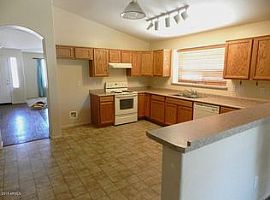 16017 W Meade Ln, Goodyear, Az 85338 3 Beds 2 Baths 1,591 Sqft in Goodyear, AZ (Photo 5 of 12)