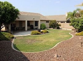6308 W Oraibi Dr, Glendale, Az 85308 3 Beds 2 Baths 1,670 Sqft in Glendale, AZ (Photo 4 of 12)