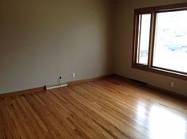 5bedroom 2bath in Boulder, CO (Photo 3 of 9)