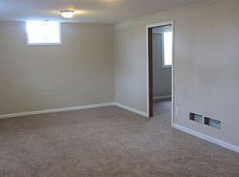 5bedroom 2bath in Boulder, CO (Photo 8 of 9)