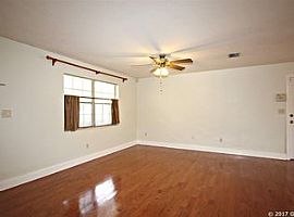 5630 Nw 25th Ter, Gainesville, Fl 32653 3 Beds 2 Baths 1,248 Sq in Gainesville, FL (Photo 6 of 11)