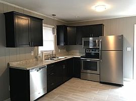 563 Lowndes Hill Rd Greenville, Sc 29607 (747) 444-3766 in Greenville, SC (Photo 3 of 8)