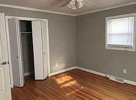 563 Lowndes Hill Rd Greenville, Sc 29607 (747) 444-3766 in Greenville, SC (Photo 5 of 8)